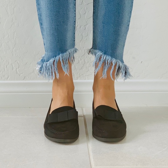 Black Oversized Bow Slip On Boyfriend Loafer Flats - Picture 3 of 8